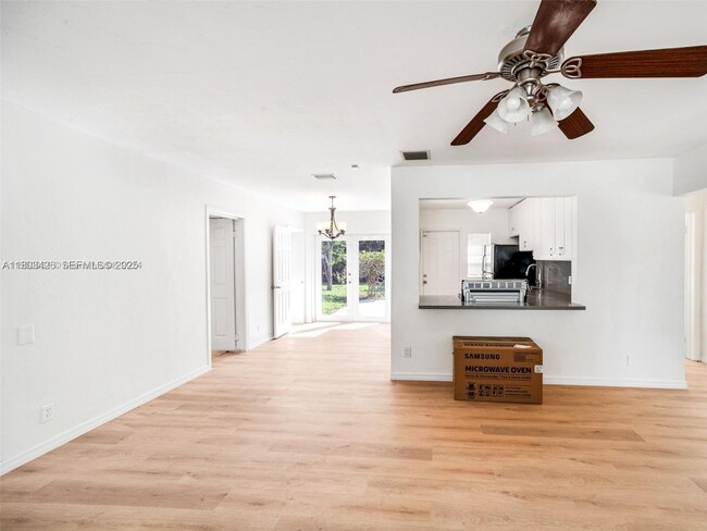 Photo - 1240 NW 7th Ave