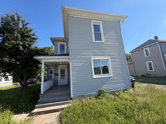 Photo - 418 E Ash St