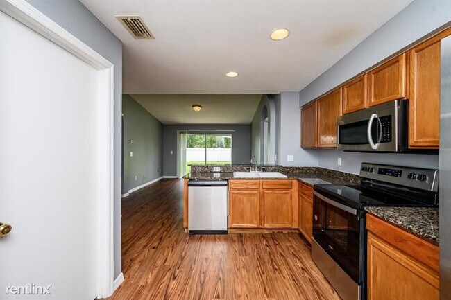 Photo - 3 br, 2 bath House - 11809 Brenford Crest ...