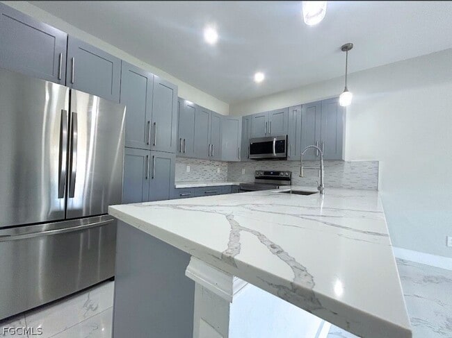 Photo - 398 Pennfield Ave