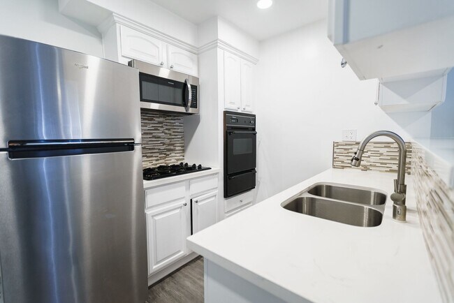 Photo - 11645 Gorham Ave