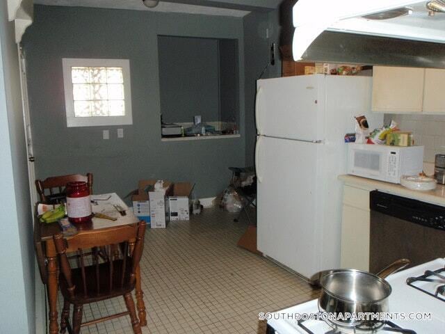 Photo - 63 Middle St Unit 1