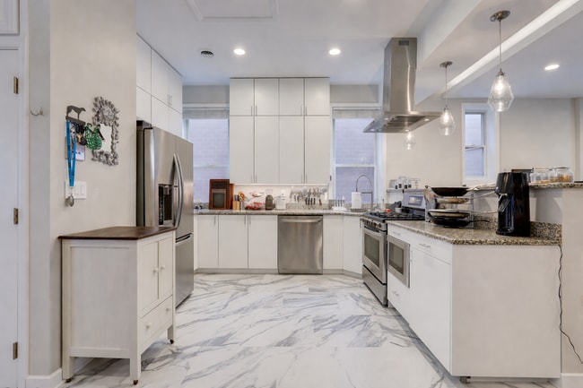 Photo - 1128 W Fullerton Ave Unit 3