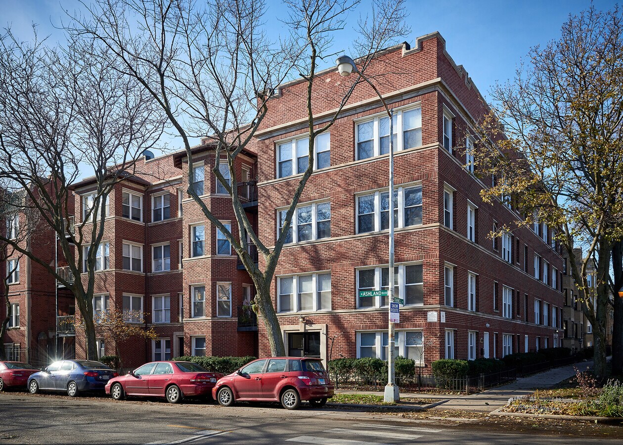 Photo - 6832 N Ashland Blvd Unit 3