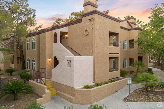 Building Photo - 9325 W Desert Inn Rd Unit 142 Rental