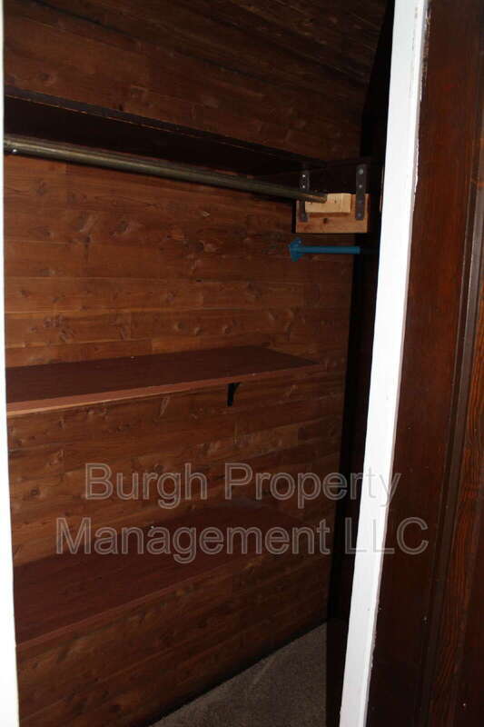 Building Photo - 651 Orchard St Rental