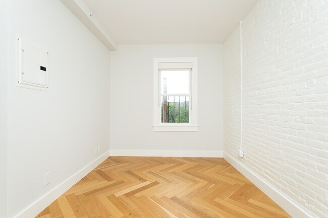 Photo - 461 Massachusetts Ave Unit 10