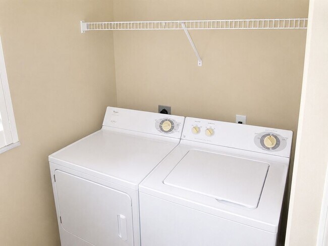 Photo - 1993 Crestview Way Unit 131