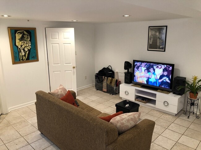 Photo - 9022 70th Dr Unit Studio