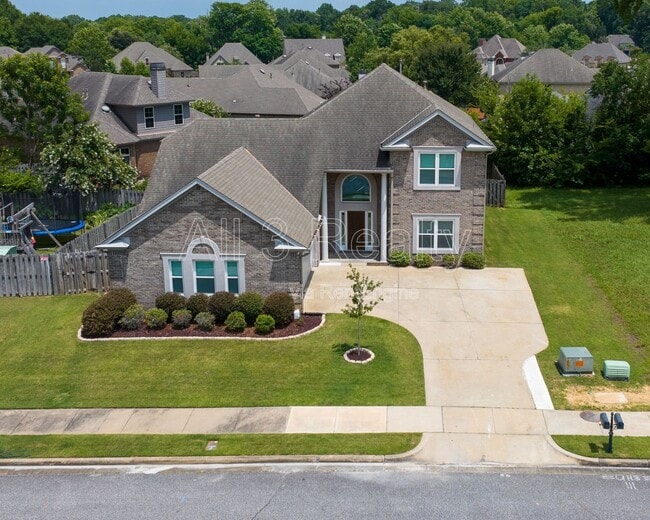 Photo - 1924 Wyngate Loop