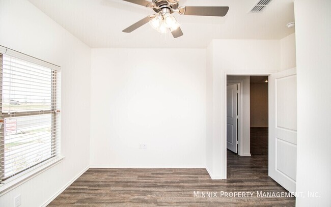 Photo - 6912 21st. St.-