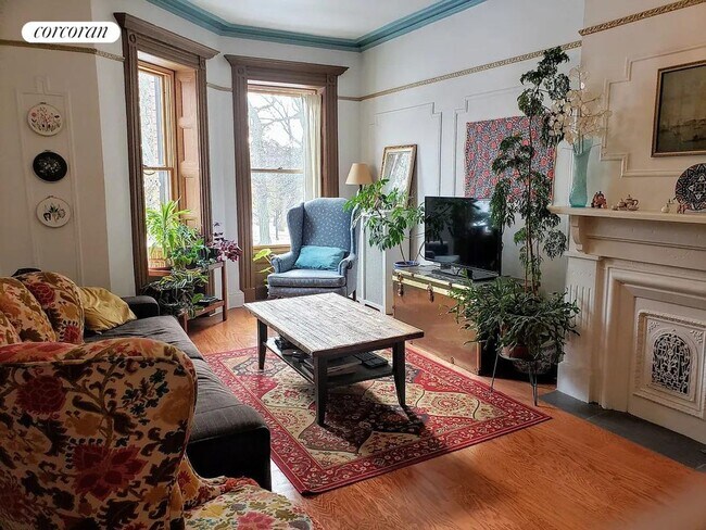 Photo - 813 Halsey St Apartment