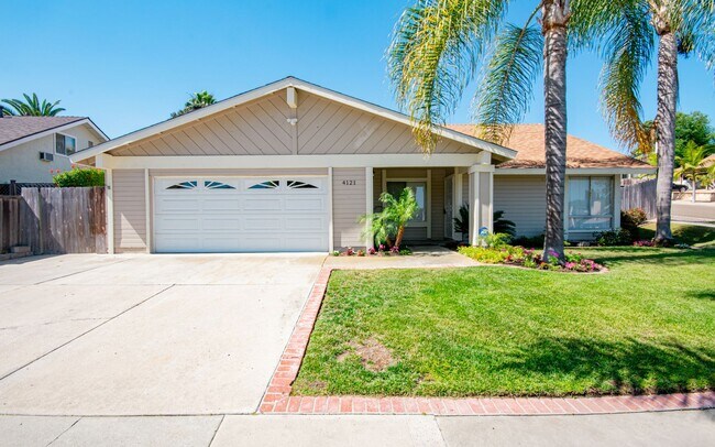 4121 Bryan St