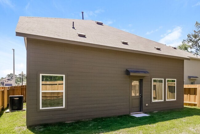 Photo - 13495 Bay Springs Dr