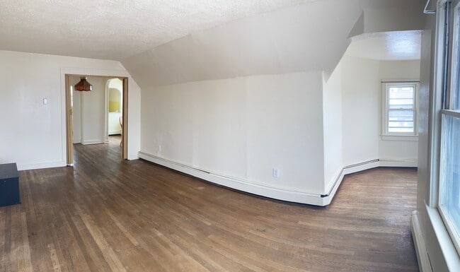 Building Photo - 232 Haledon Ave Unit 3 Rental