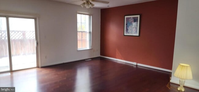 Photo - 21227 Delevan Way