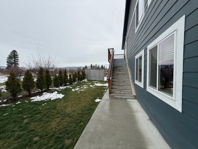 Building Photo - 24211 E Wellesley Ave Unit 1 B