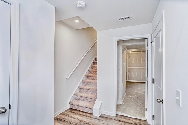 Photo - 231 Brooklane Ct