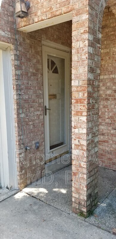 Photo - 3749 Kanawha St NW