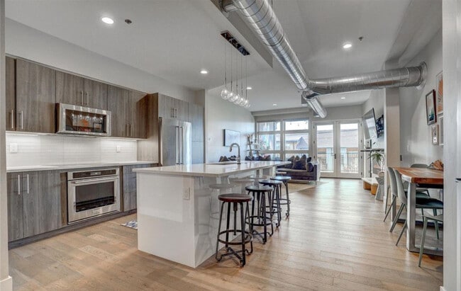 Photo - 3198 Blake St Unidad 306