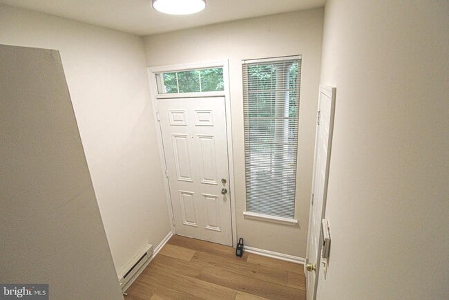 Photo - 10808 Warfield Pl