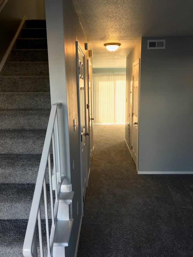 Centervillage Apartments For Rent in Dayton, OH