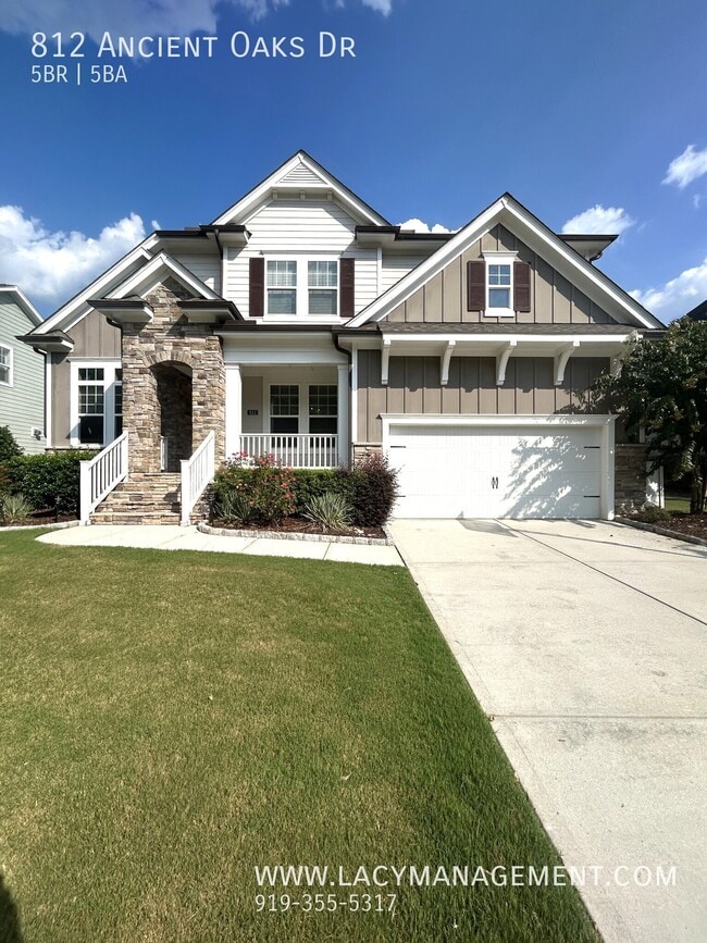 Photo - 812 Ancient Oaks Dr