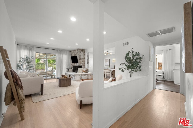 Photo - 6119 Goodland Ave