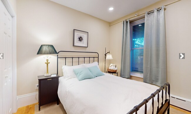 Photo - 290 Beacon St Unit 3