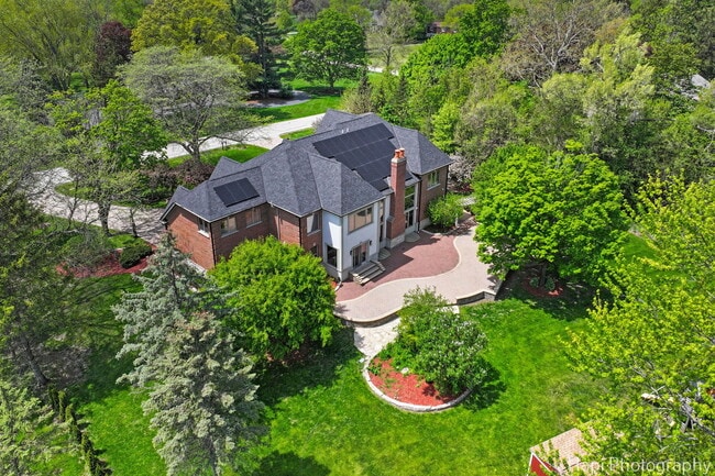 Photo - 1400 Banbury Rd House