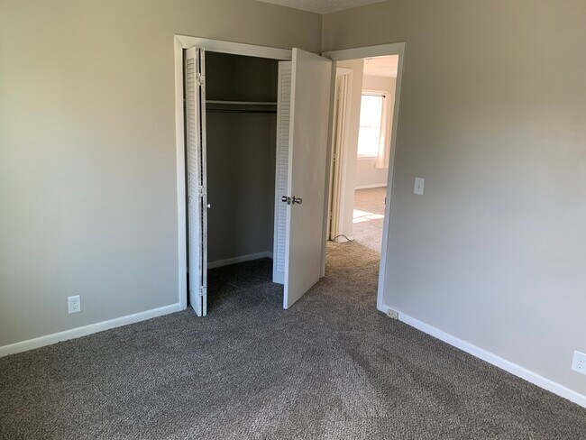 Photo - 105 Hill Rd Unidad 105 Hill Rd Apt D