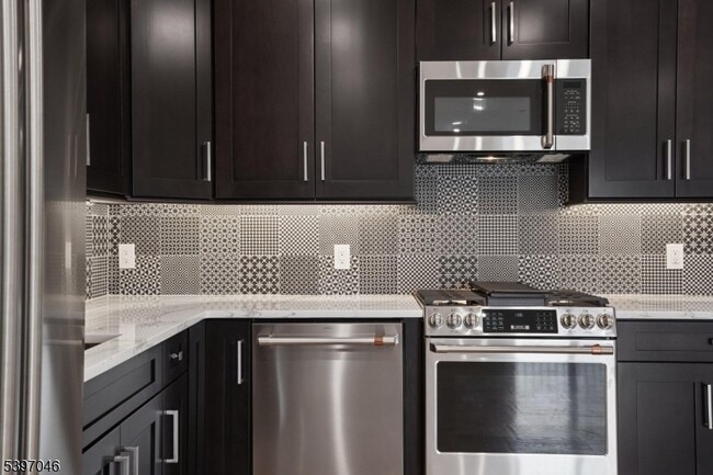 Photo - 106 Montgomery St