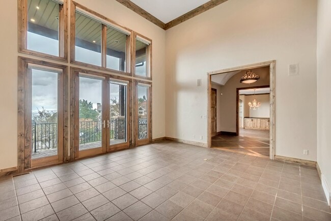 Photo - 3608 E Crest Mount Cir