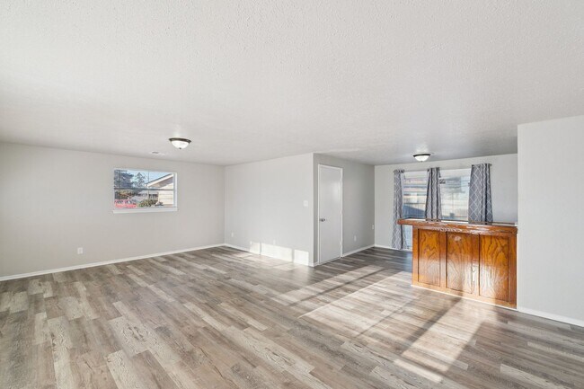 Photo - 3 bed, 1 bath home in Midwest city,Ok