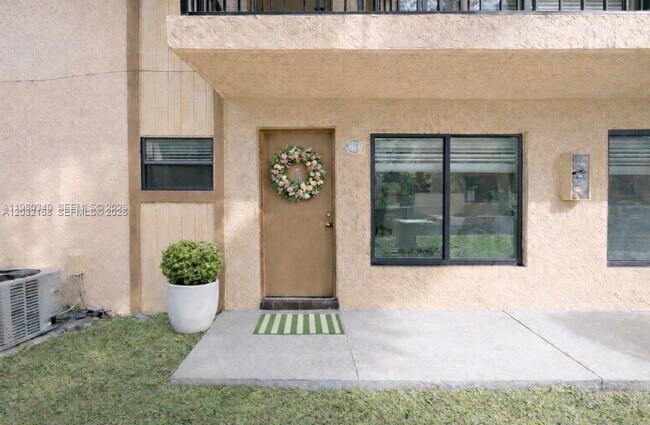 Photo - 2530 W 67th Pl
