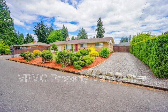 Photo - 705 NE 94th Ave