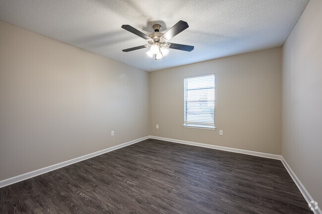 2BR, 1BA - 1,200SF - Second Bedroom