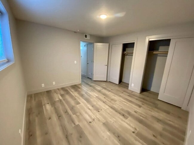 Photo - 128 N 40th St