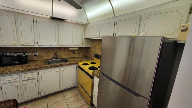 Photo - 158 Prescott H