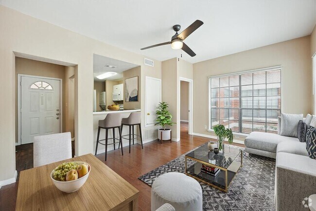 Building Photo - 712 W 21st St Unit 202 Rental