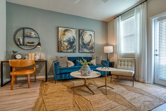 Photo - Allora Surprise