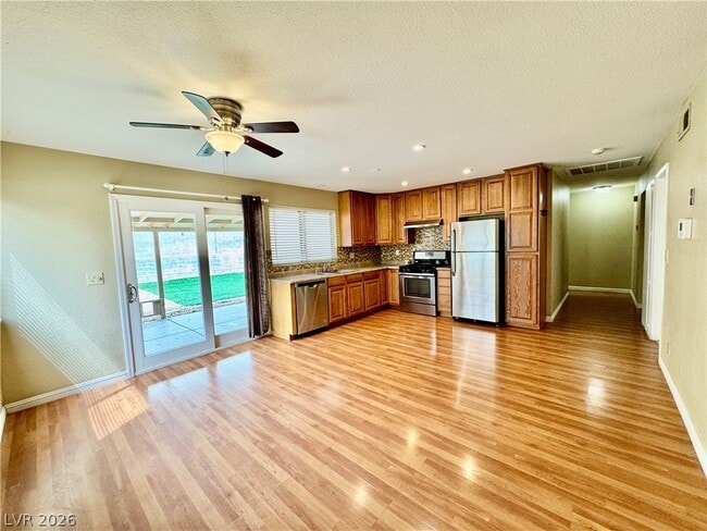 Photo - 4245 Newhaven Dr