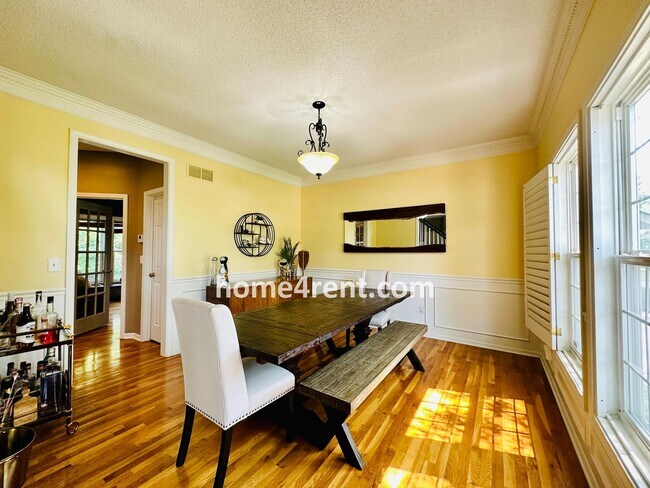 Photo - Beautiful Four Bedroom Home in a Quiet Neighborhood w/ an Updated Kitchen, Wood Floors, and a Fin...