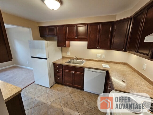 Building Photo - 137 Creekside Dr Unit 3 Rental