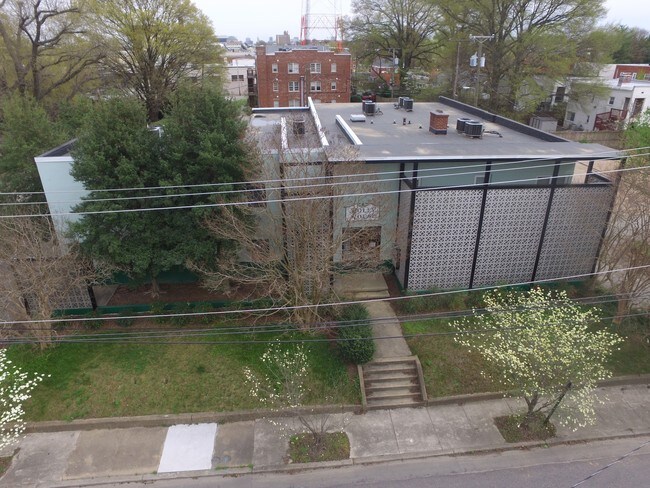 Photo - 1111 N Thompson St