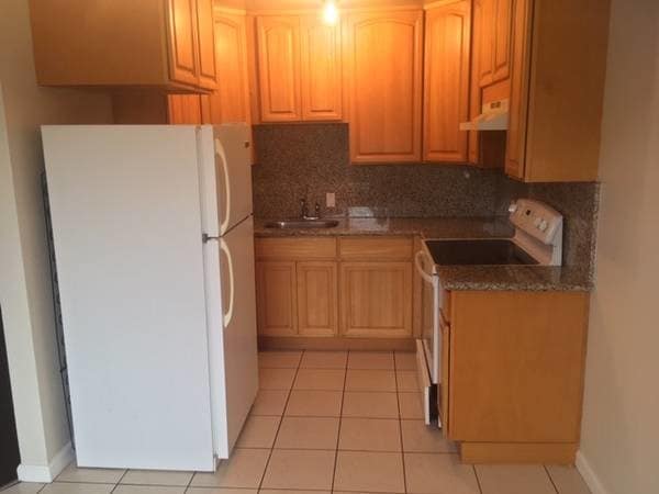 Photo - Kent Villa Unit 15