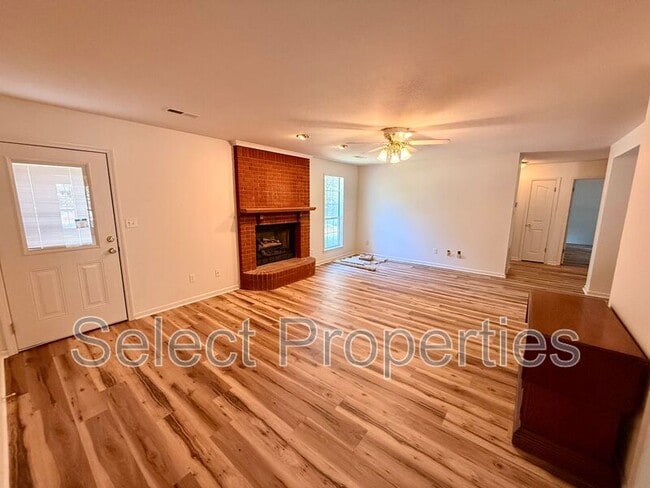 Photo - 3108 Maplewood Terrace