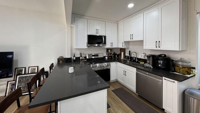 Photo - 715 Sunset Ave