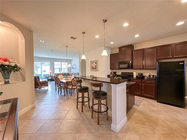 Photo - 720 Parkmont Pl