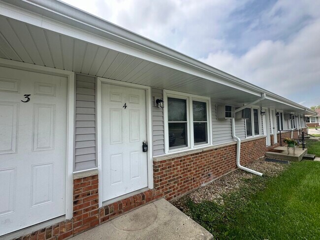 1016 Bratton Ave
